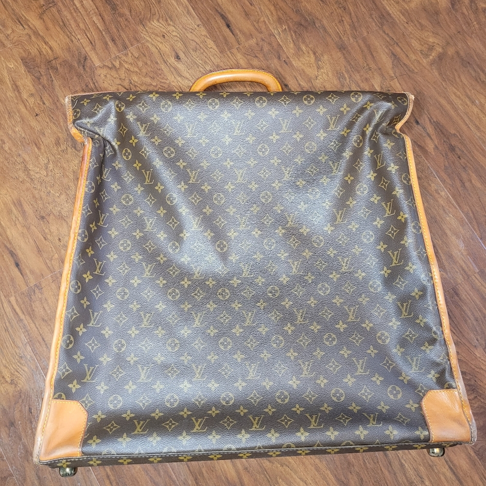 Vintage Louis Vuitton Garment Luggage